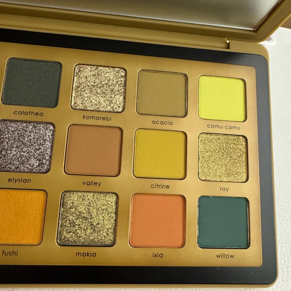 Natasha Denona Yucca Eyeshadow Palette
